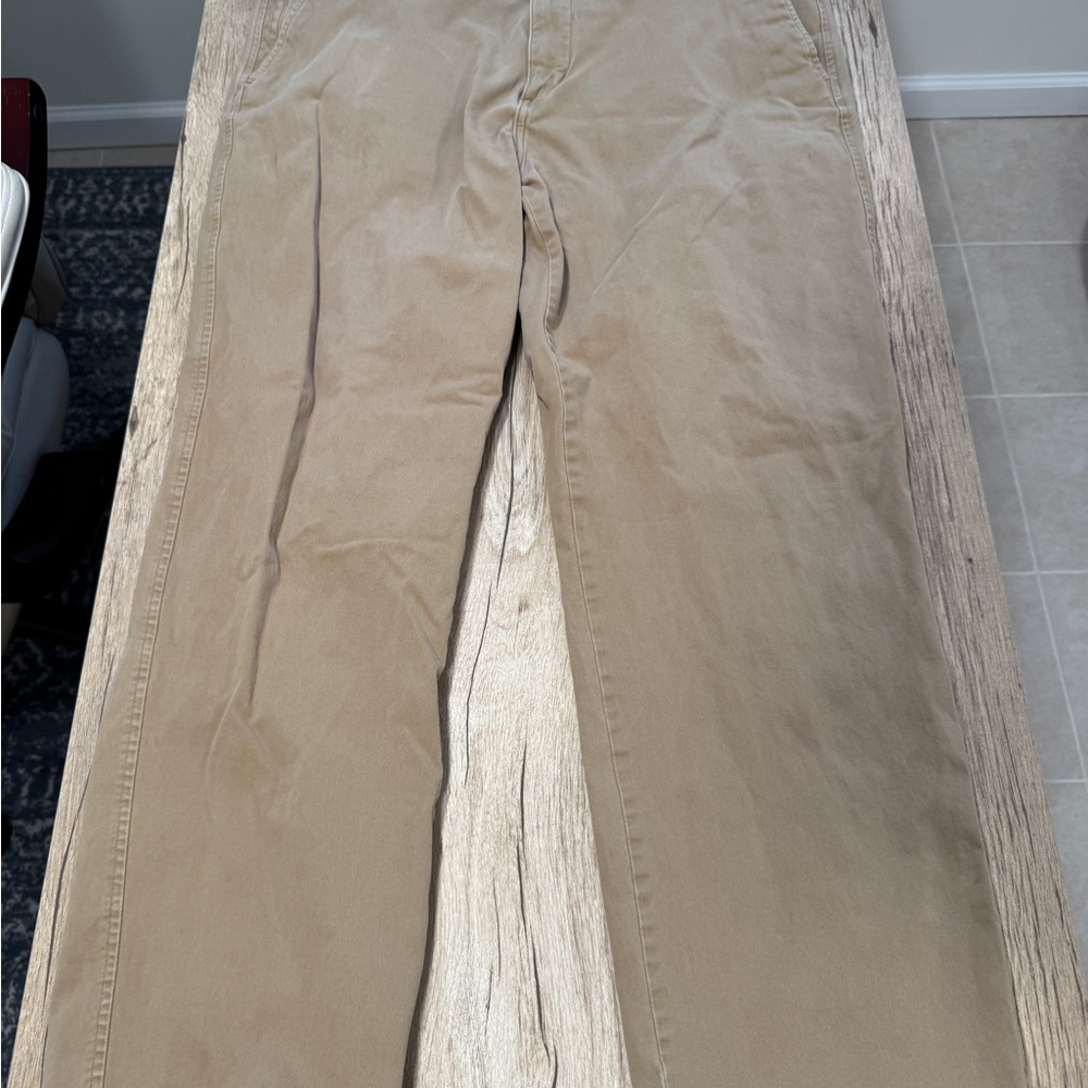 Dockers Men's Khaki Chinos